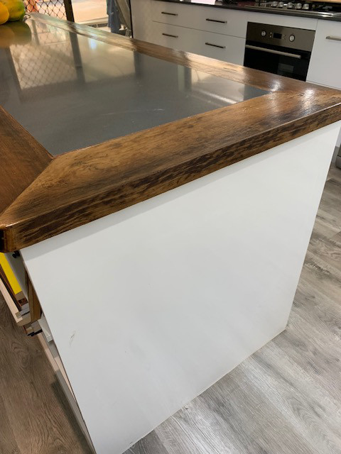 Benchtop 3